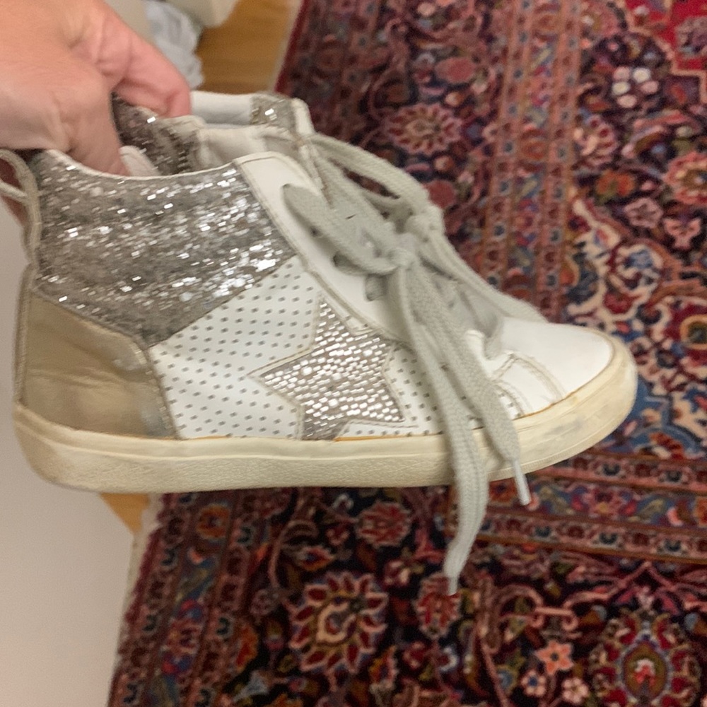 Girls used vintage Havana shoes size 2